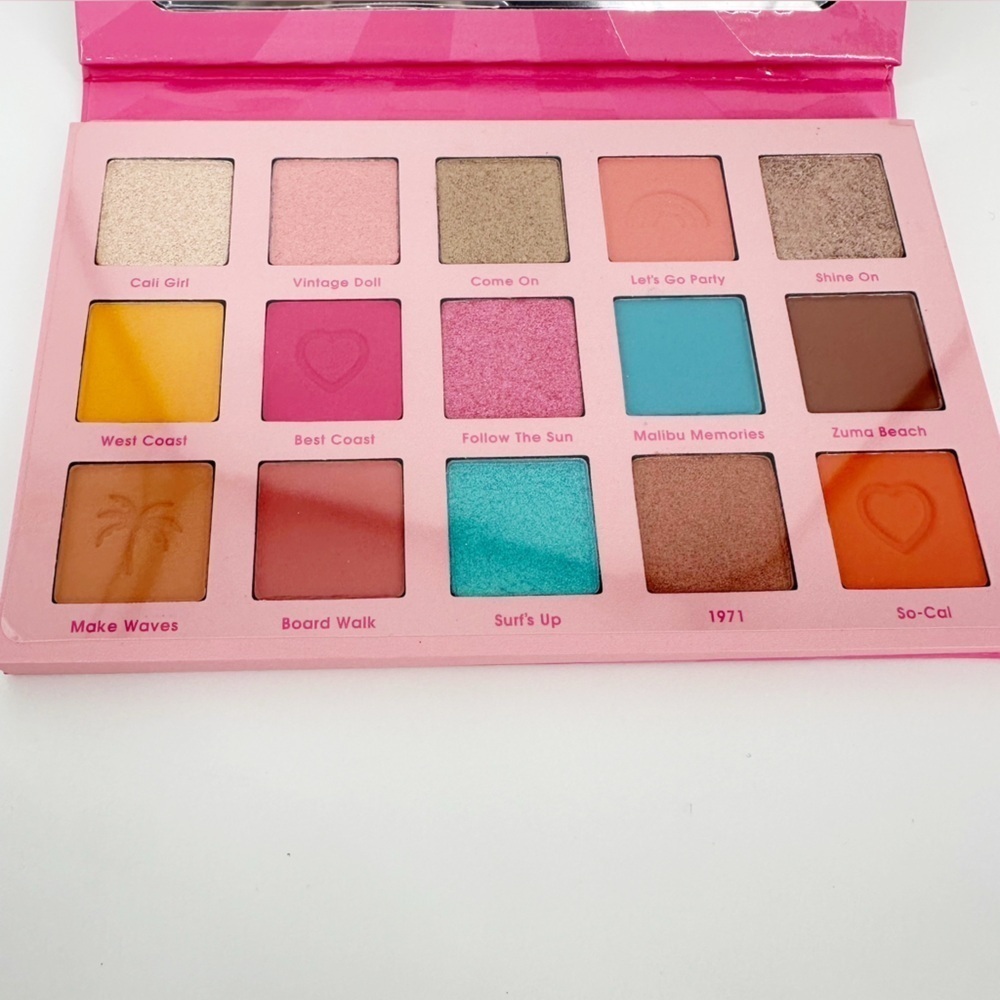 Malibu Barbie Eyeshadow Palette - Picture 5 of 5